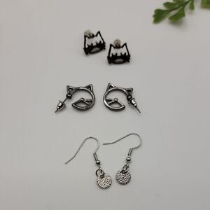 Cat Earrings Set Silvertone and Black Set Of 3